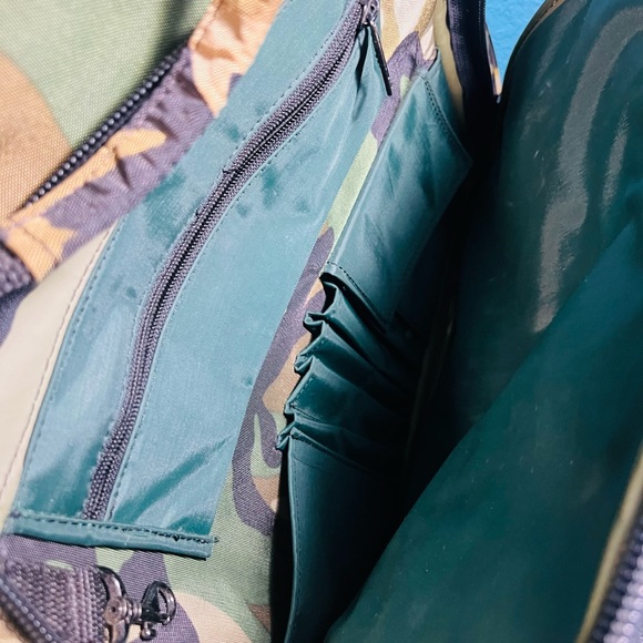 Vintage LaKorus Hunting Water Proof Backpack Green military multiple packets - Picture 10 of 13